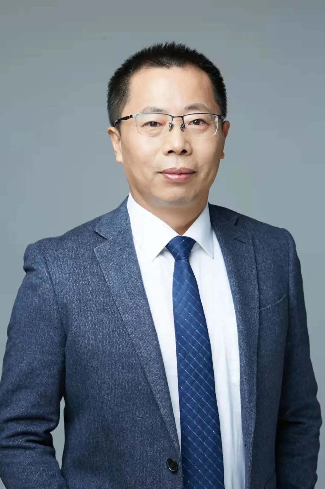 边境帮人接货算走私吗犯法吗,通过中间人送礼的风险