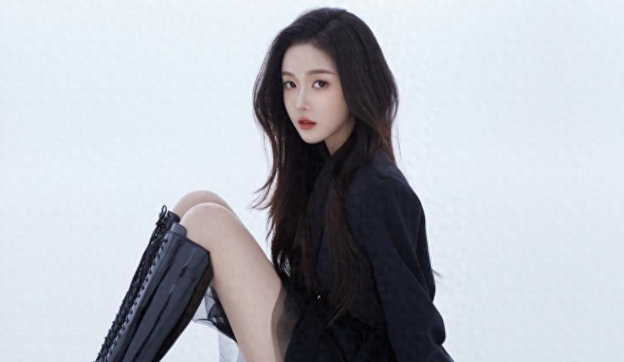 女朋友生气了怎么哄情话300字,女朋友生气了教你一句话把她哄好