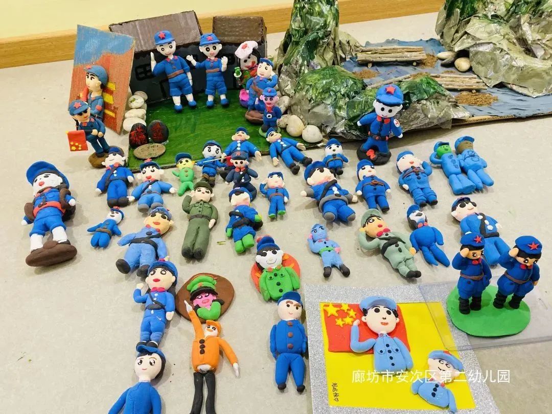 幼儿园聆听红色故事传承红色精神,传统文化在幼儿园的传承实践案例