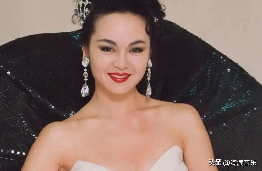 被誉为“东方玛丽莲”的她，可不是用“性感”就能形容的