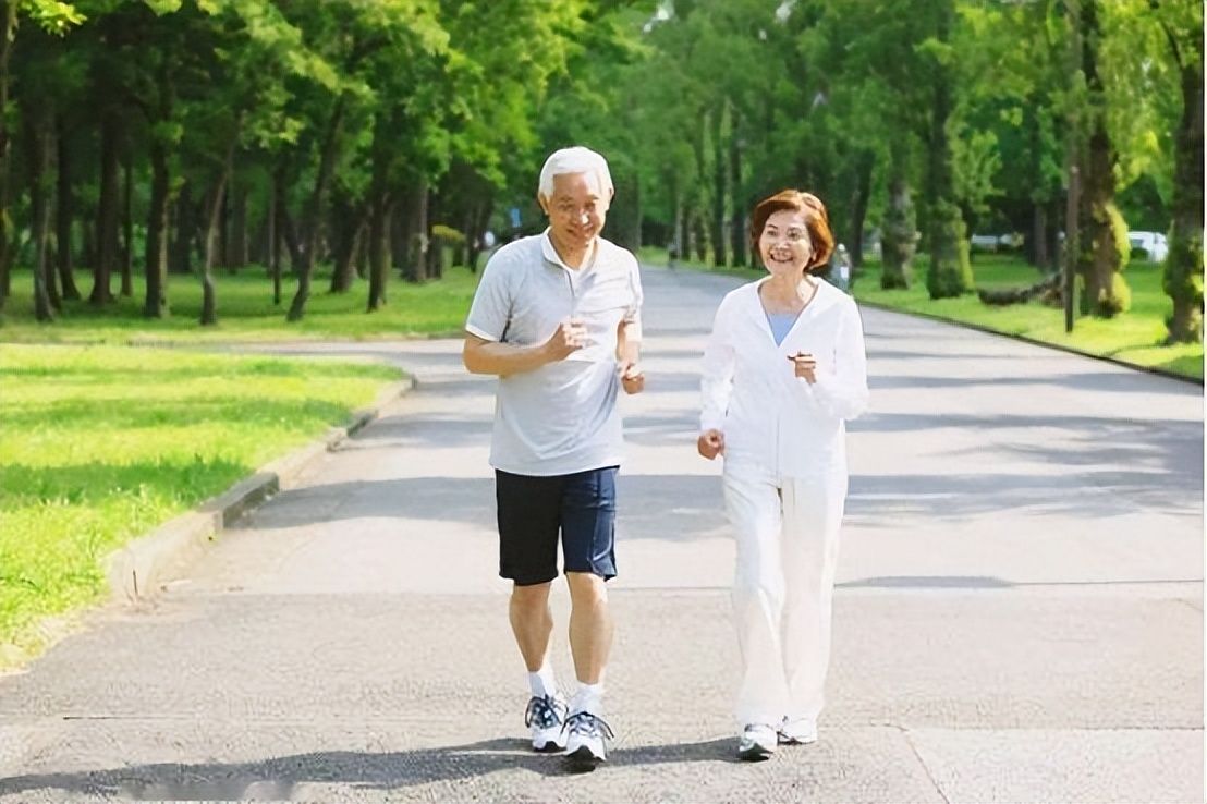 女性防止皱纹产生的小技巧,消除皮肤皱纹最有效的方法
