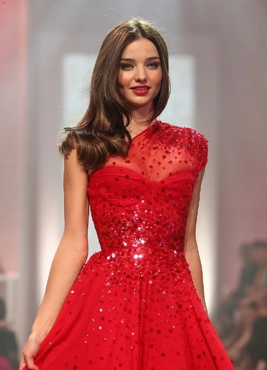 维密米兰达可儿生三胎,维密名模二婚