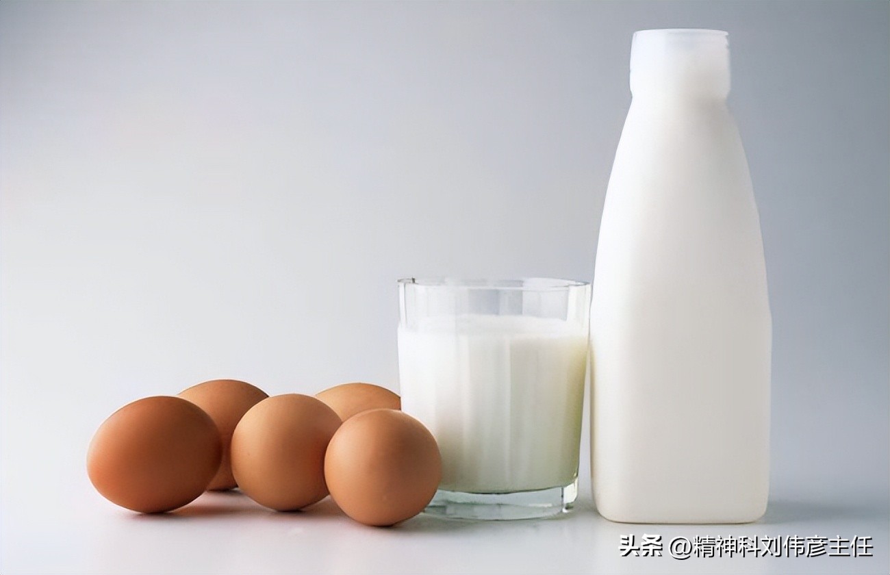 抑郁症吃食物让心情好,抑郁症吃哪些食物对大脑好