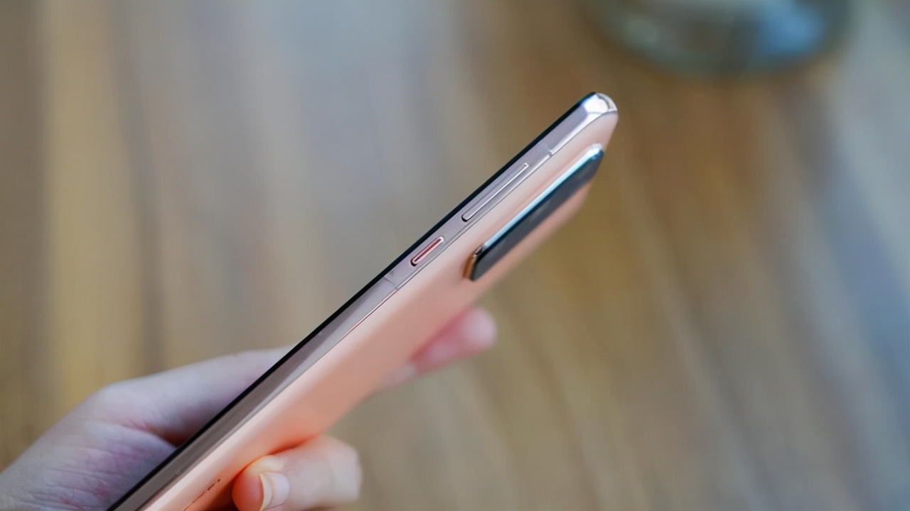 华为性价比高支持鸿蒙的5g手机,双模5g的华为直面屏手机