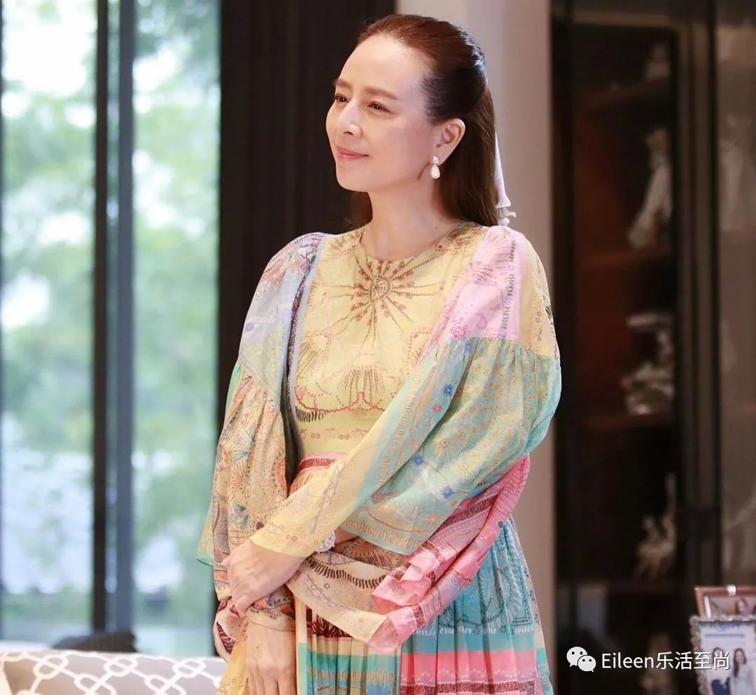 泰王又看上她？美过王后的富五代大小姐到底什么背景？