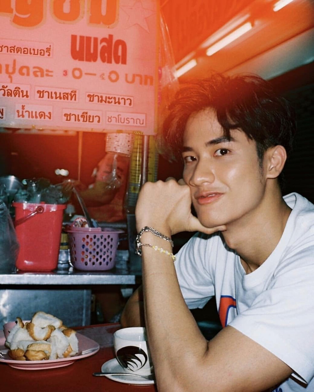 他泰一眼万年的外观2:南农的酒窝,呆的喉结,普明的耳边痣