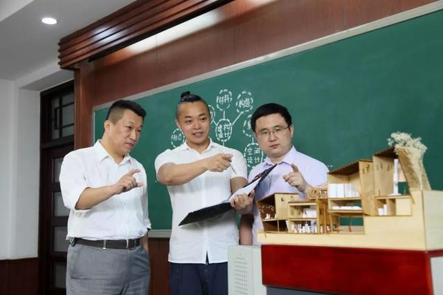 大学老师工资不高可以买房吗,大学老师工资为什么不高