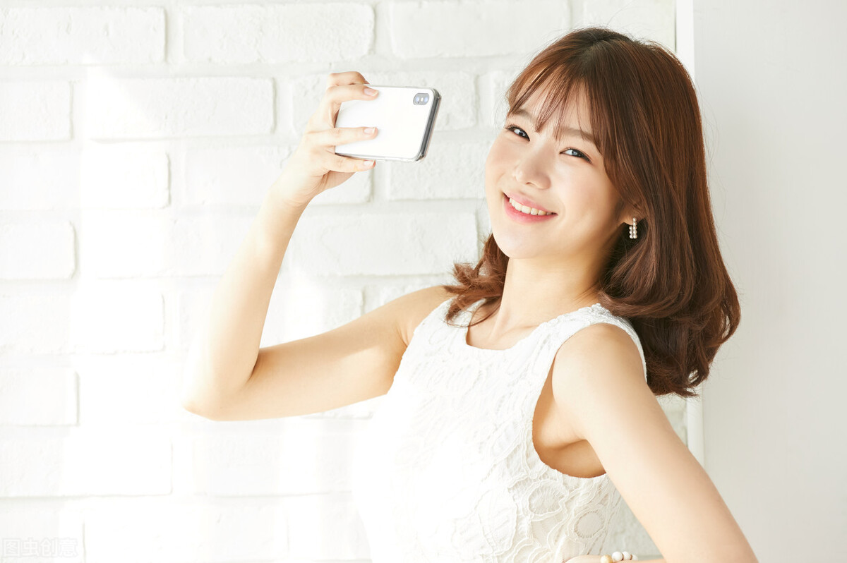 粉底霜干了怎么让它变滋润,正确使用粉底霜的方法