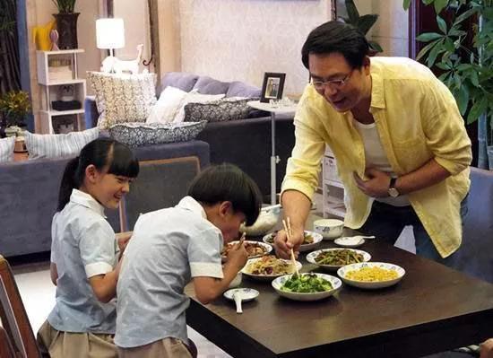 农村公婆在城里带孩子,农村婆婆住城里儿子家怎么解决