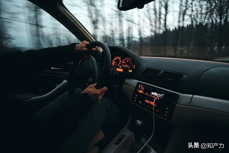 自动驾驶专利纠纷,唯有“*力暴**美学”破解