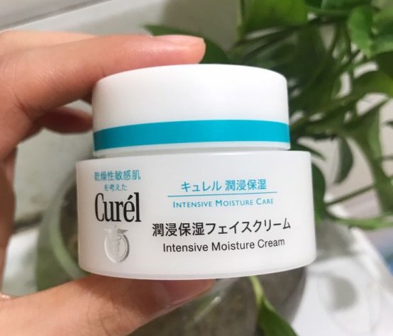 有哪些让你无限回购的护肤品,如何正确选择孕期的护肤品