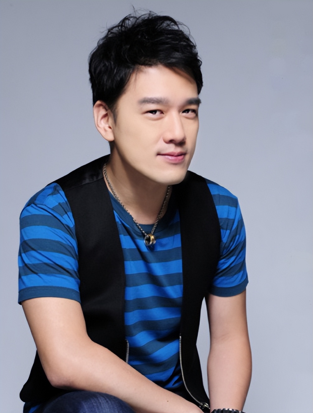 王耀庆为了不搬家娶房东,王耀庆娶了房东