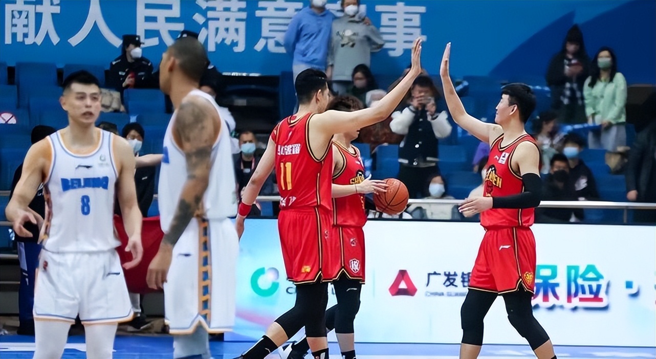 萨林杰vs泰森比赛视频,萨林杰vs王哲林