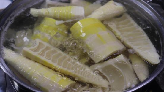 春笋最独特的做法,春笋的家常做法为啥会苦