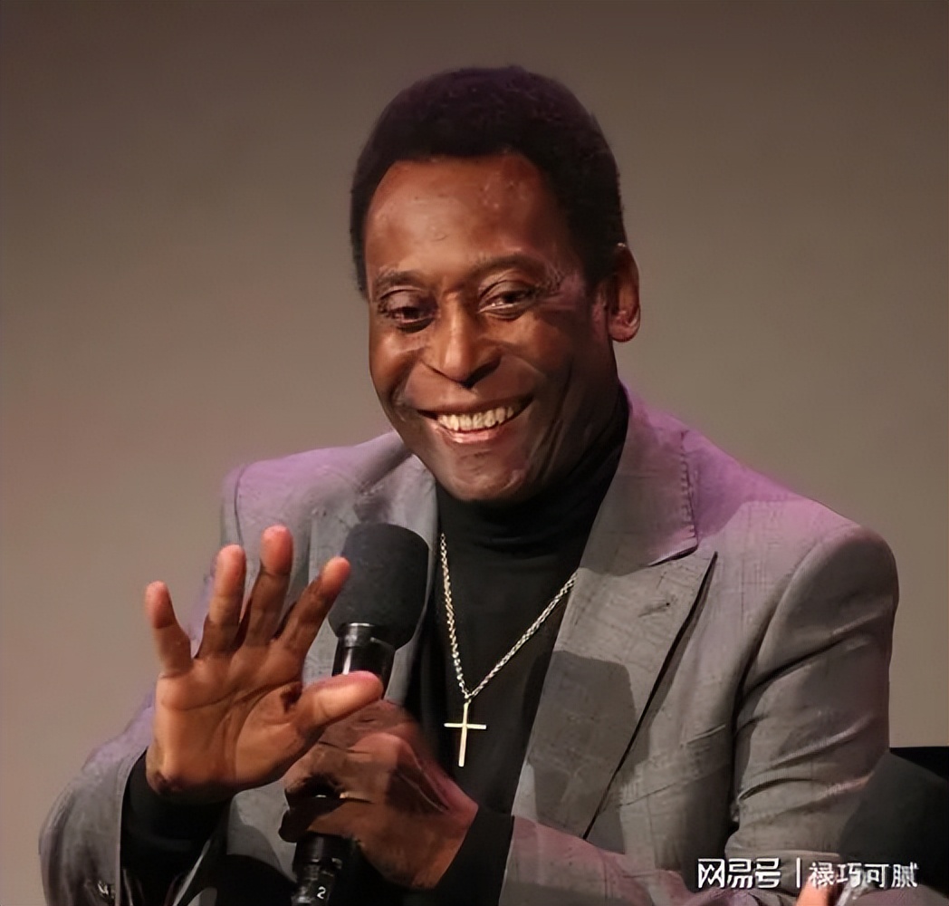 足球真正的奇迹贝利,贝利任加球帝完整版