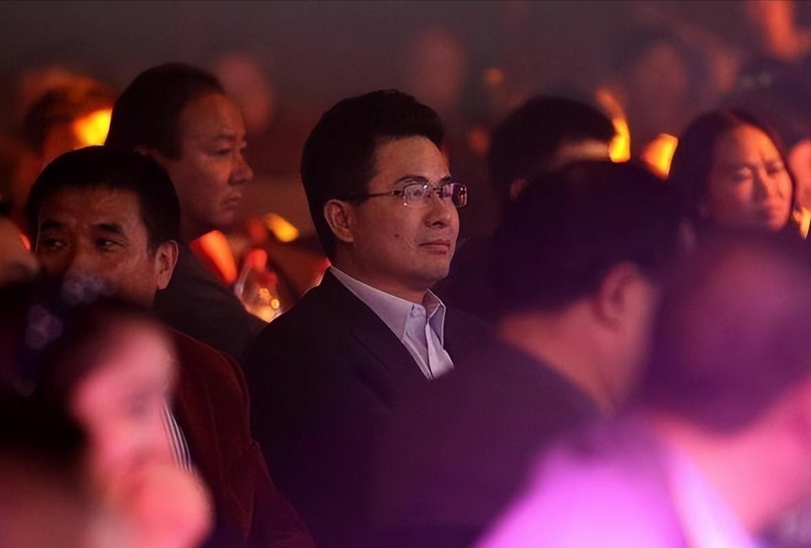 金立老板到底输了多少,金立老板输了多少个亿