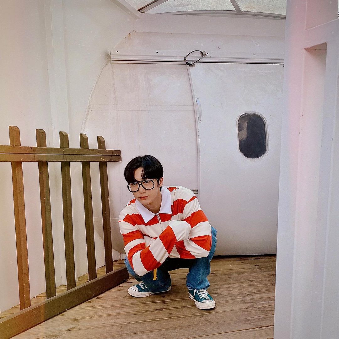 怎么看韩国人穿搭,韩国人怎么看蔡亨源