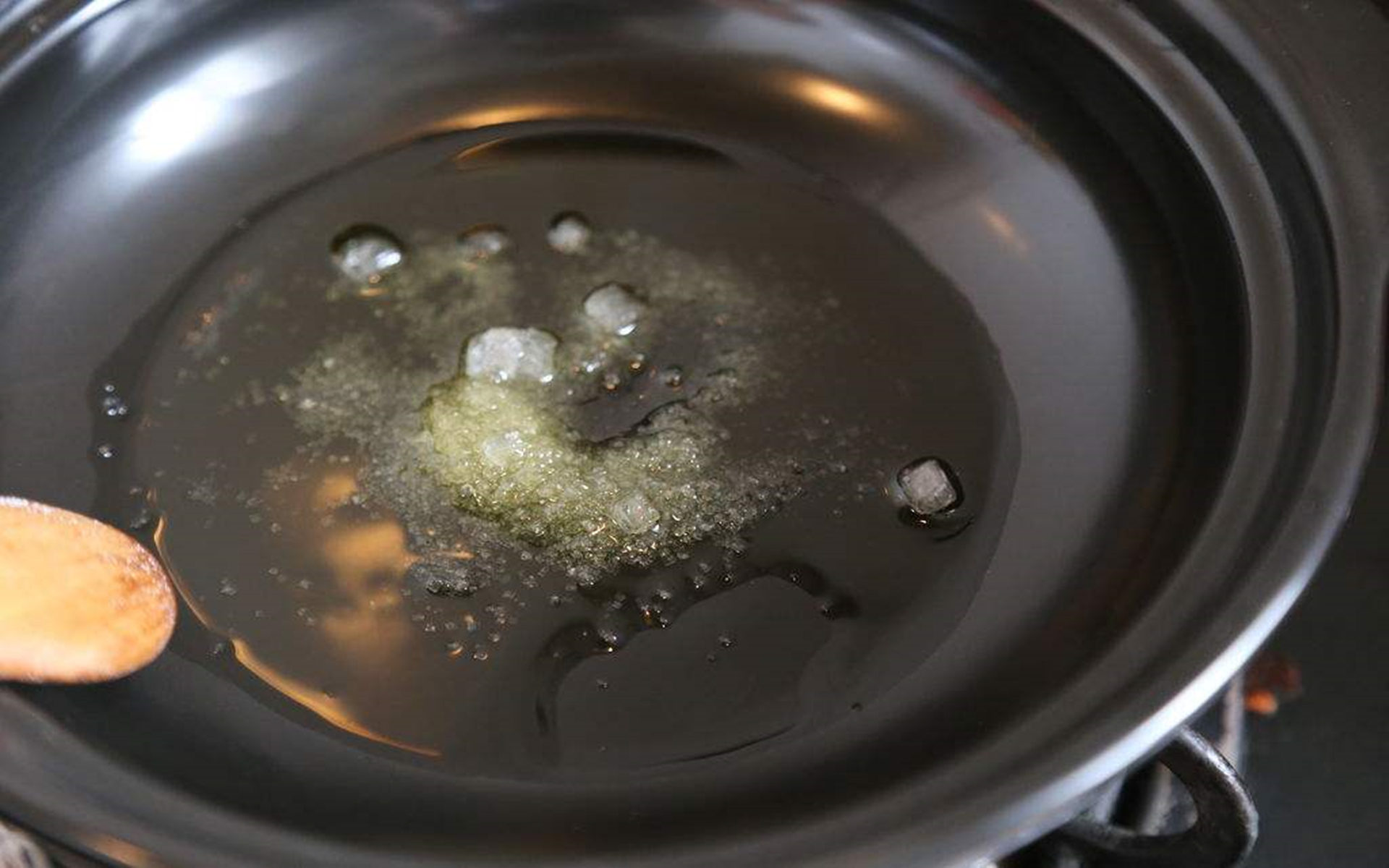 孩子们爱吃的家常红烧肉做法,红烧肉家常做法不发糖