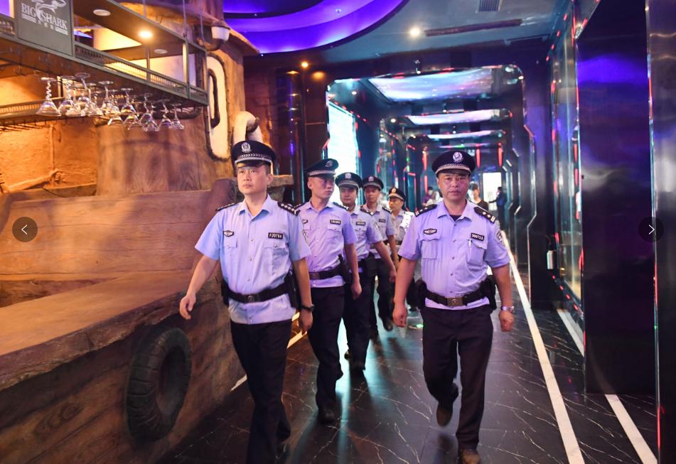 警方开展夏夜治安巡查宣防行动,再加码夏夜治安巡查宣防