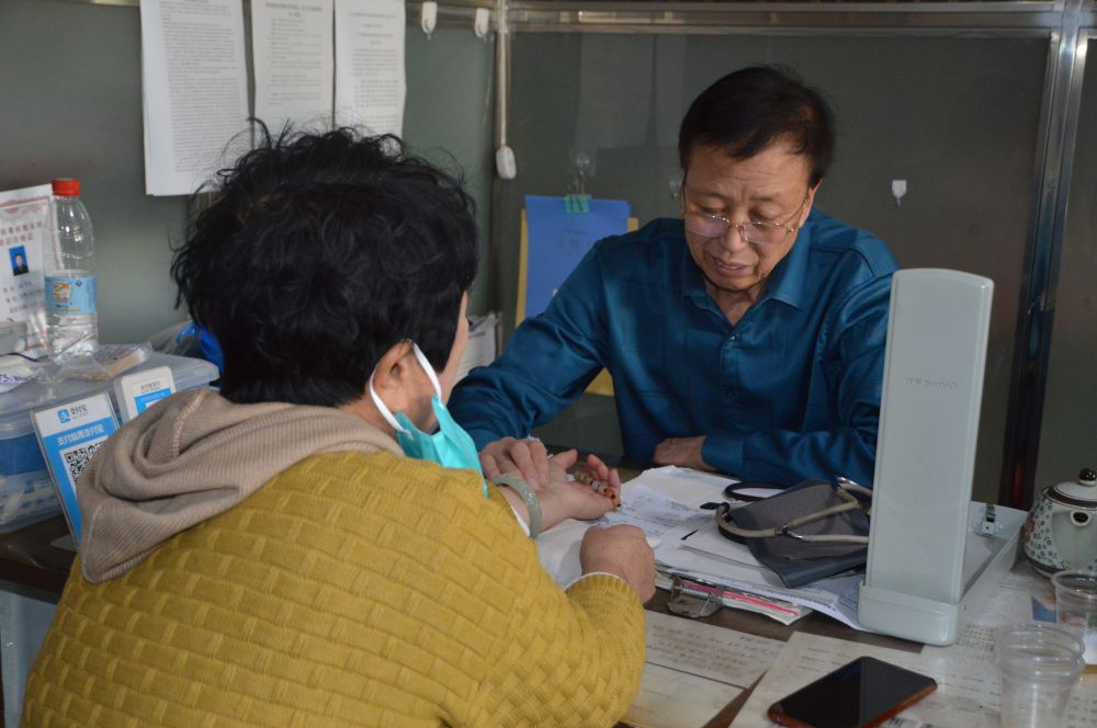 张有民医生怎么样,乡村医生张医生