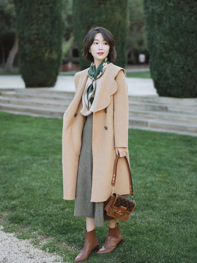 今年流行什么鞋冬季运动鞋,什么运动鞋最百搭秋冬款