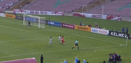 中国女足小将闪耀欧洲8场独造7球,中国女足2-8不敌荷兰无缘晋级16强