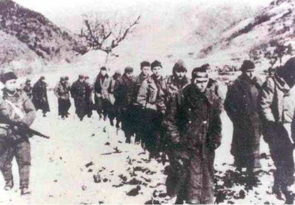 50年志愿军第一次总结大会，彭德怀厉声喝道：38军的梁兴初来了没