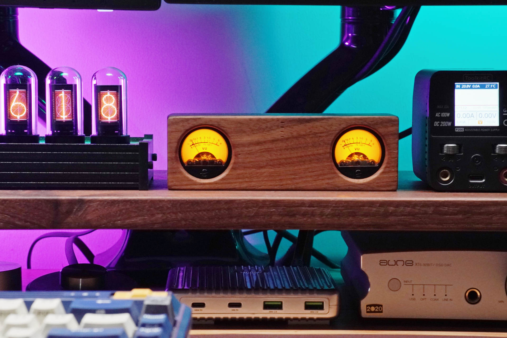 男人至死是少年,一个喜欢折腾的理工男的桌面好物分享