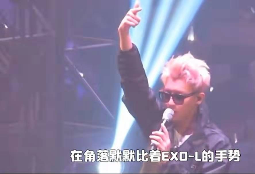 黄子韬与聋哑发小交流,黄子韬和他的聋哑朋友