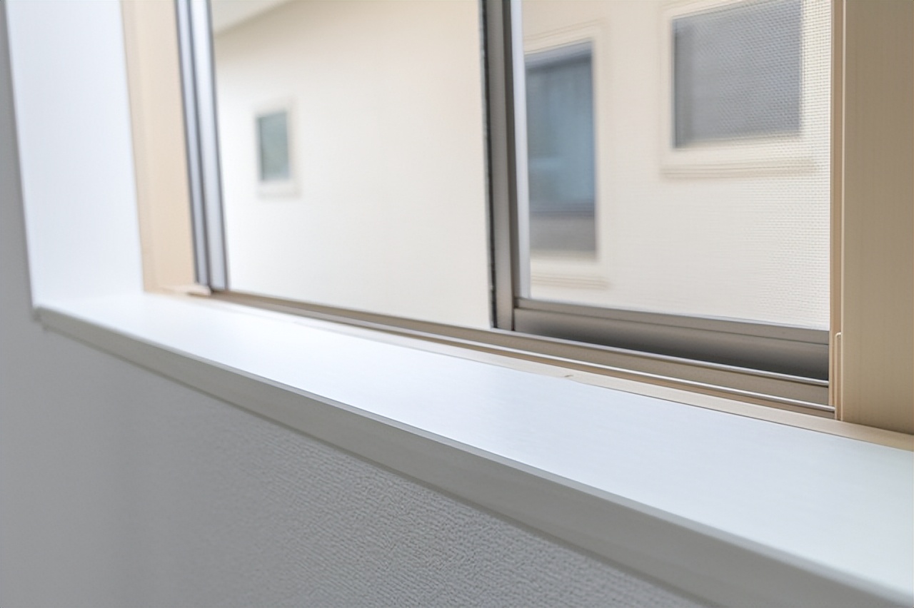 旧推拉窗进蚊子怎么解决,纱窗进蚊子小妙招