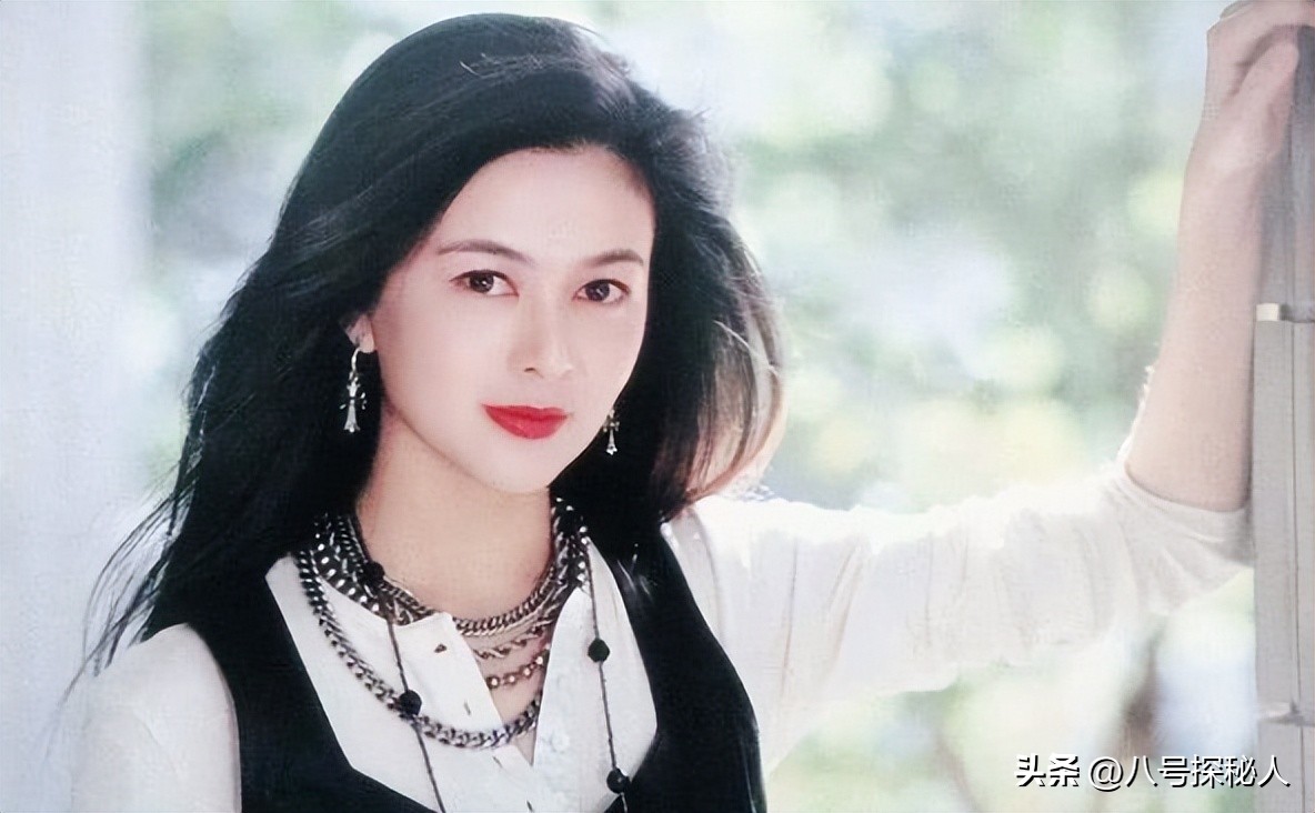 关之琳：背了那么多年高尔夫球的黑锅，终于被刘銮雄给澄清了