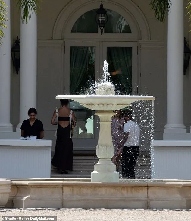 美国巨富千金VS英国名人公子，顶豪家族的婚礼到底有多震撼？