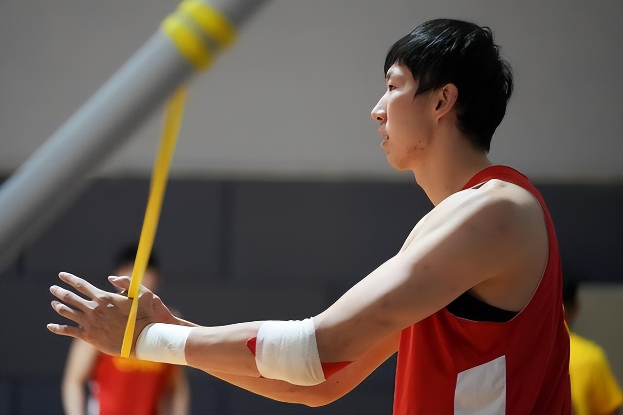 周琦回应伤病康复,周琦恢复自由身了么