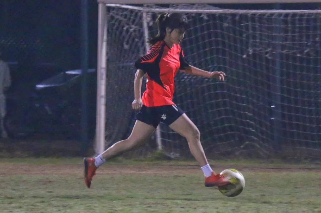 梅州队vs中山队足球比赛,丰顺足球队