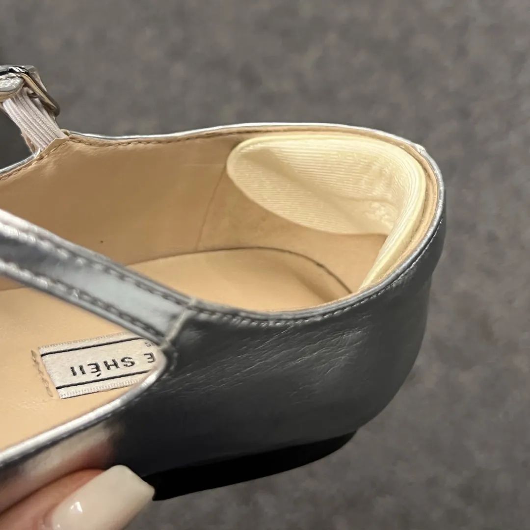 这女人一露脸,我就想为她花钱…