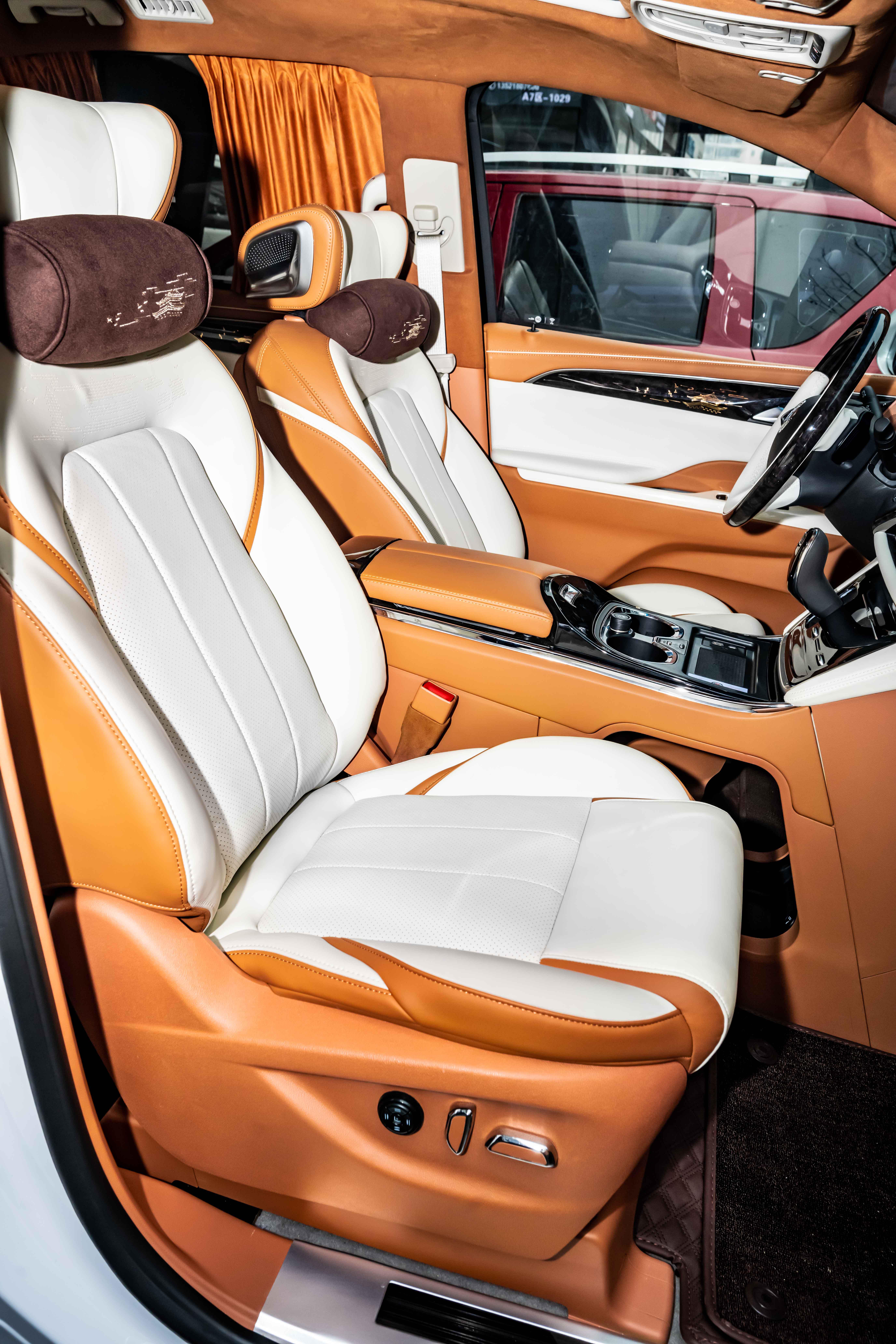 别克gl8改装大唐盛世,别克gl8大唐盛世帝王蓝