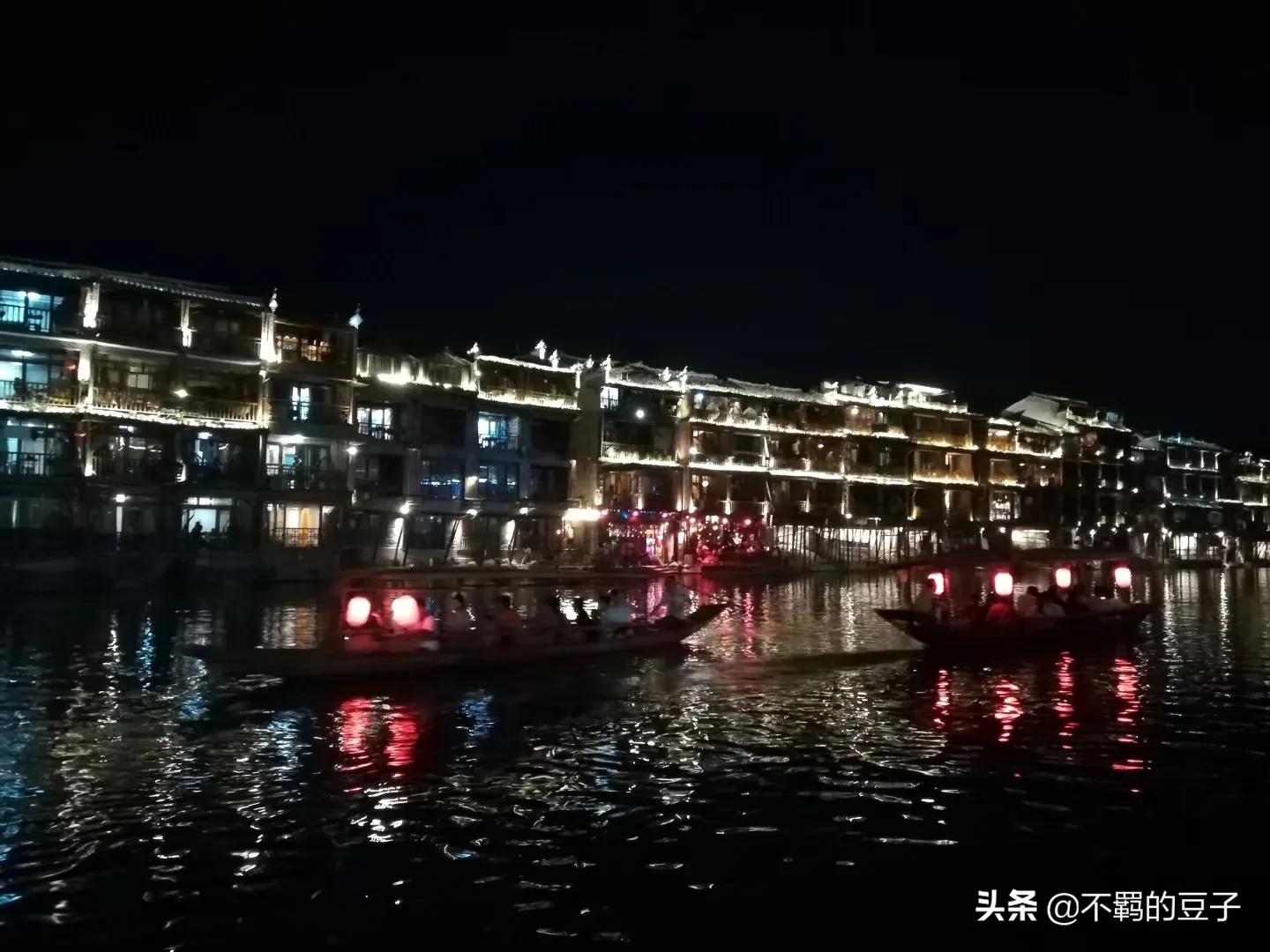 凤凰古城离黔东南多远,黔东南州到凤凰古城多少公里