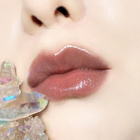 唇膏口红滋润保湿二合一推荐,变色润唇膏保湿滋润提升气色