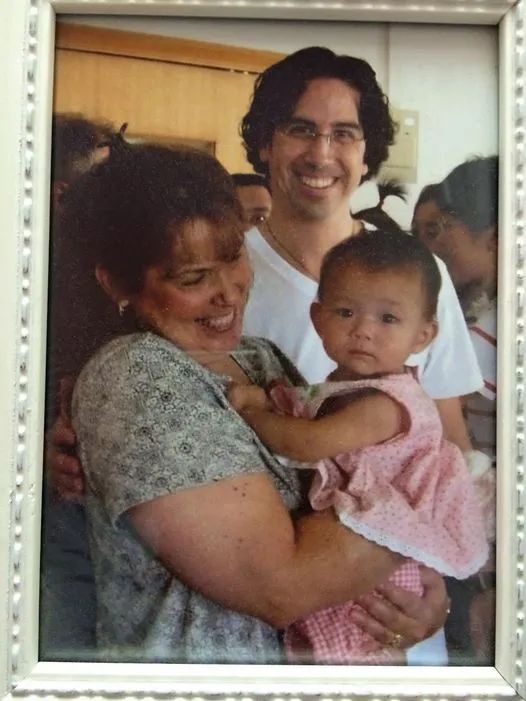 田纳西上千人送行,美国小镇千人送别湖北女孩