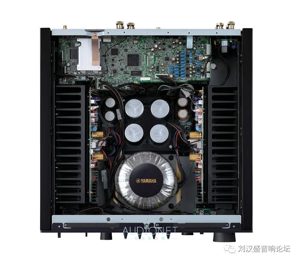 YamahaR-N2000A，串流*放播**、YPAO校正，打着探照灯都难找到的功放