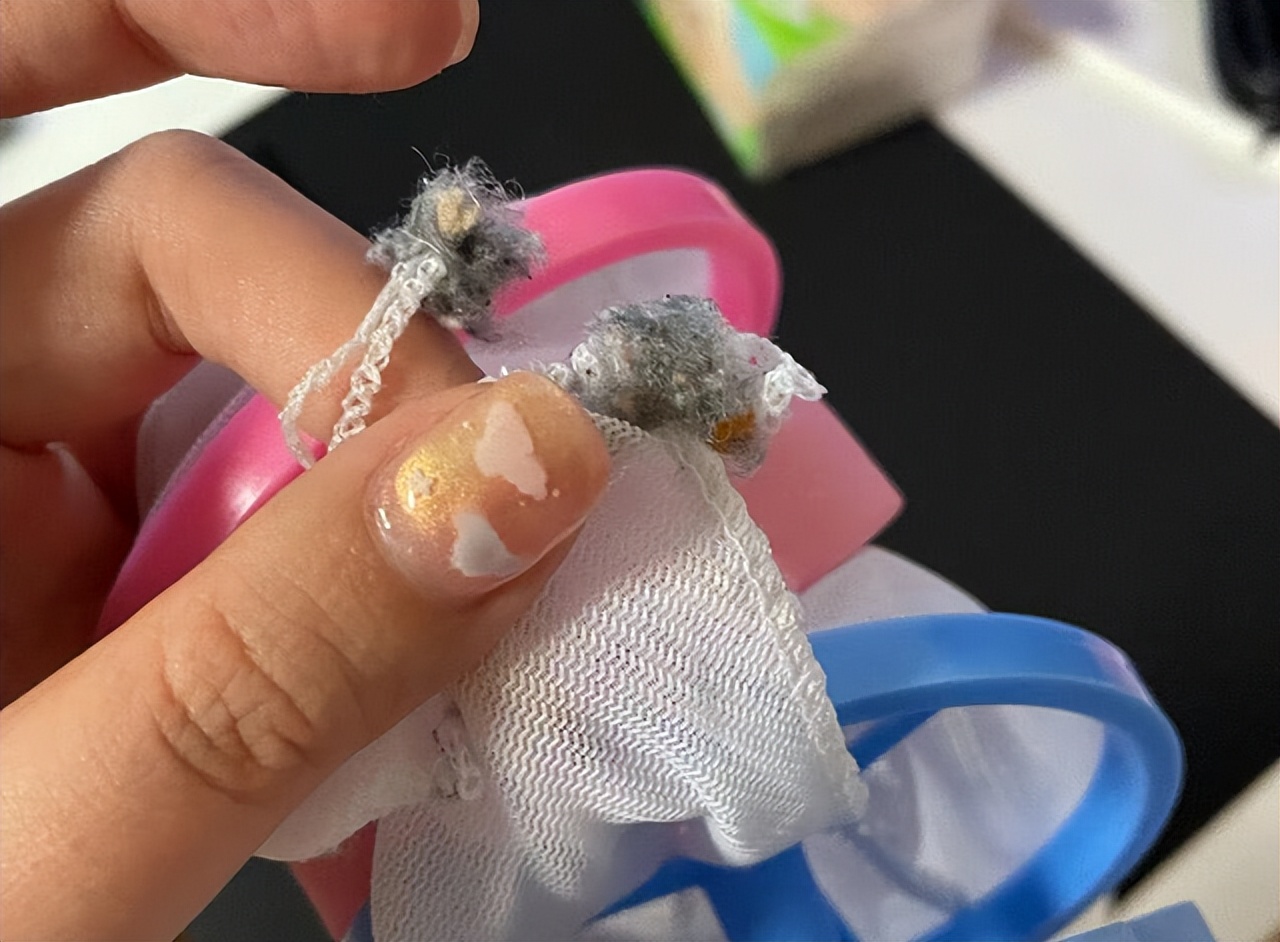 洗衣机洗出来衣服很多毛毛怎么办,洗衣机洗衣服很多毛毛粘在衣服上