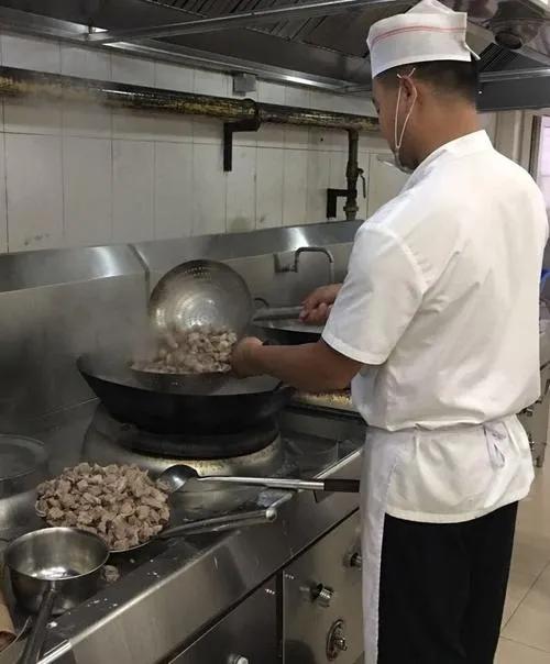 厨师改行后的真实感受,厨师改行后的出路在哪里