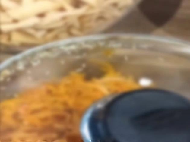 咸菜长了蛆虫还能吃吗,咸菜缸里生了蛆