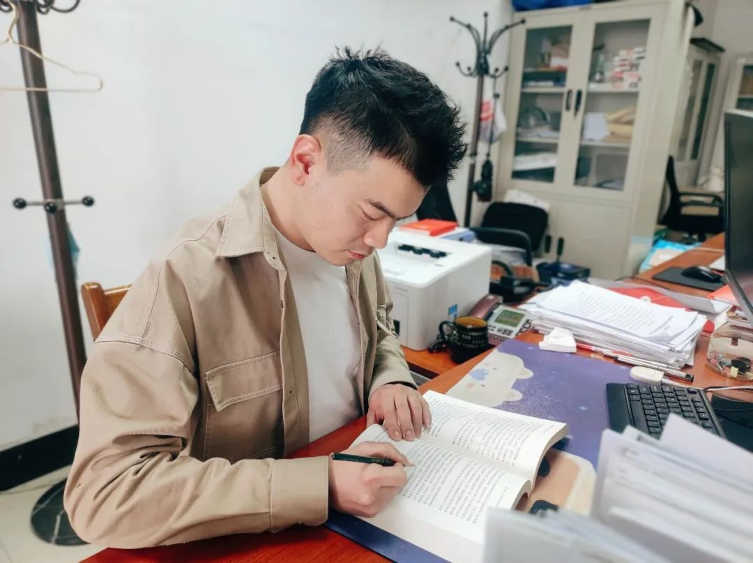 人生这堂课我们要学的东西很多,这堂课别样精彩