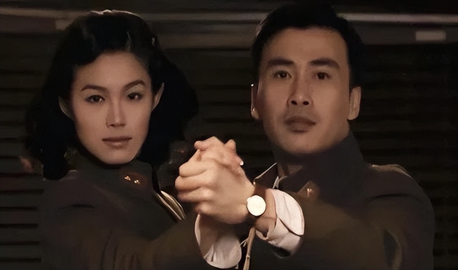 比潜伏悬崖更好看的谍战剧,浅谈悬崖和潜伏平起平坐的谍战剧