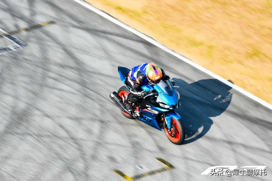 雅马哈r3过弯,雅马哈r3跑山路