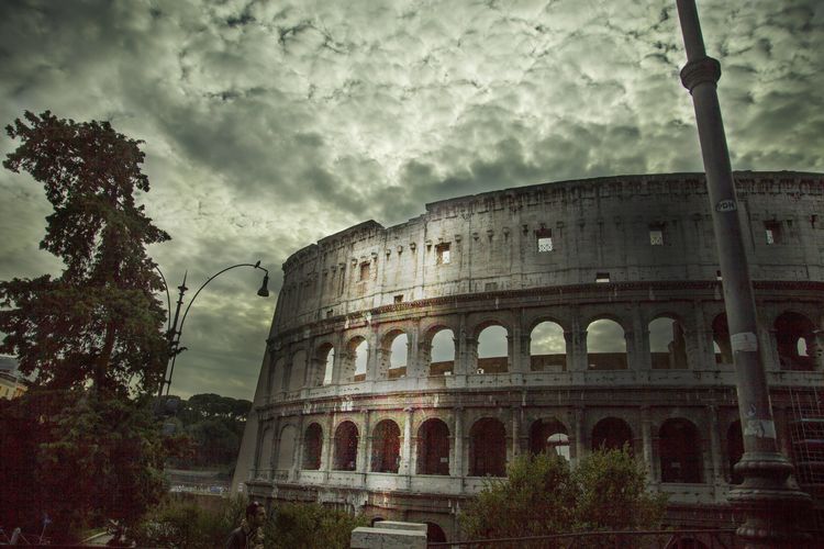 罗马梵蒂冈圣墓,罗马梵蒂冈边境