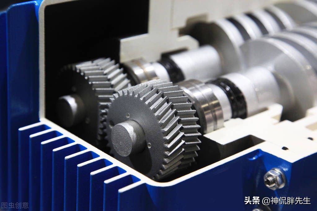 低价二手车床,老外卖二手小型车床