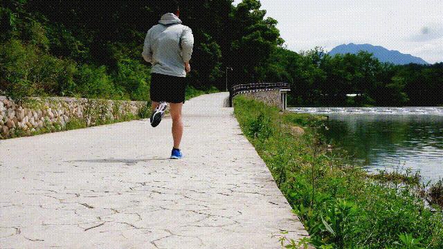 美津浓支撑跑鞋wavehorizon6,美津浓跑鞋waveridergtx怎么样