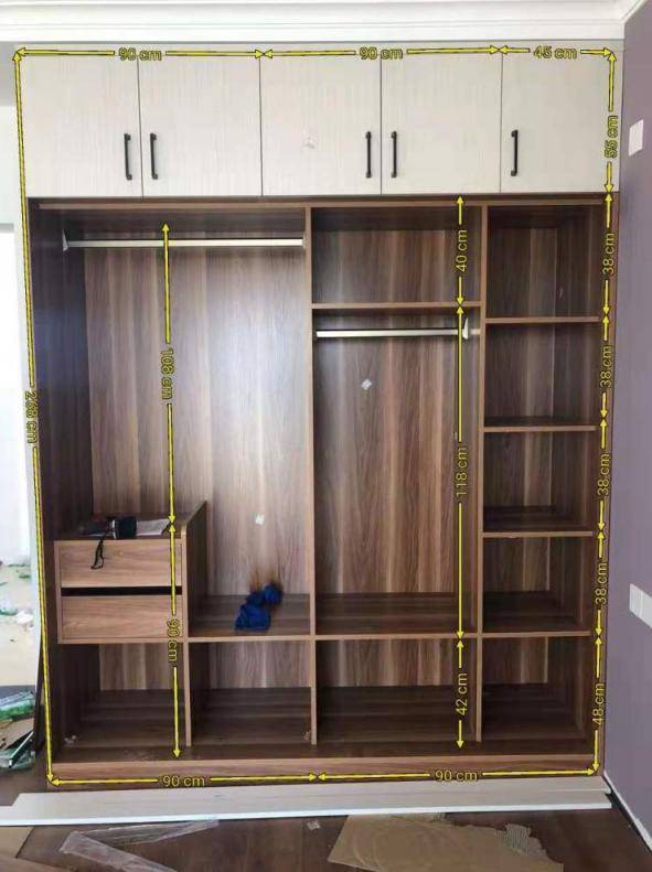定制衣柜的尺寸一般是多少,各种衣柜定制板材报价